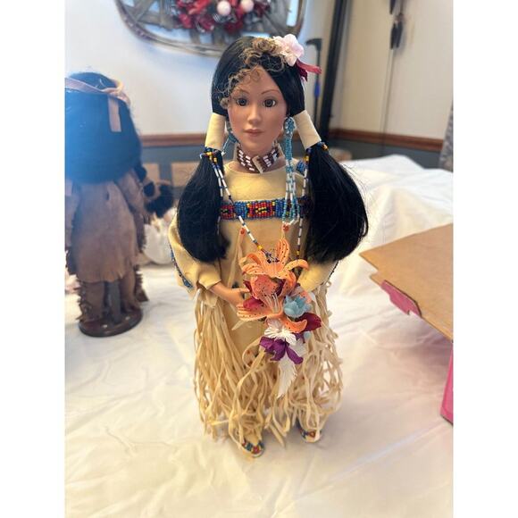 Native American Style‎ Porcelain Doll Collectible Decorative Display - Picture 1 of 2